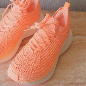 APL TechLoom Zipline Running Shoe Sneakers in Neon Peach/white
